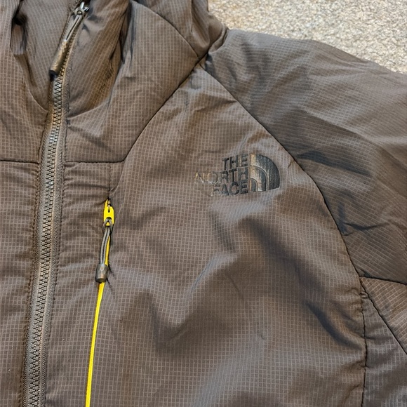North face jacket - Picture 2 of 5
